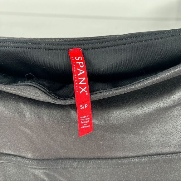 Spanx Faux Leather High-Waisted Legging Black Size Small - Picture 5 of 12